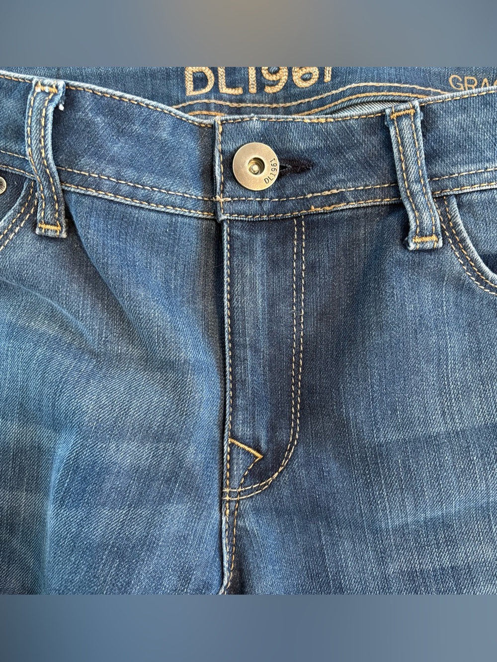 DL1961 Grace high rise Straight Leg Jeans in Dark Blue Wash - Picture 5 of 10